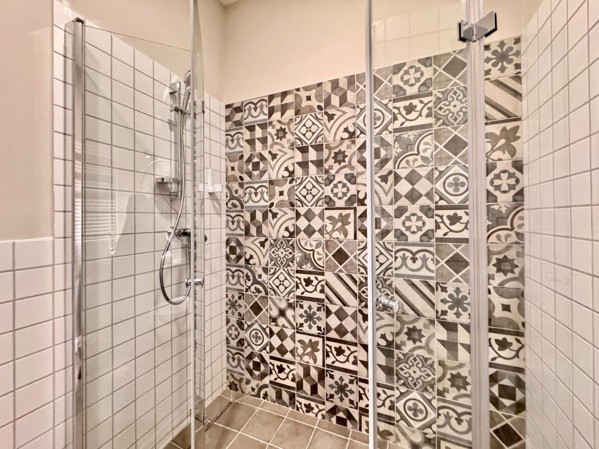 Bazaar Boutique Residence Budapest Bagian luar foto