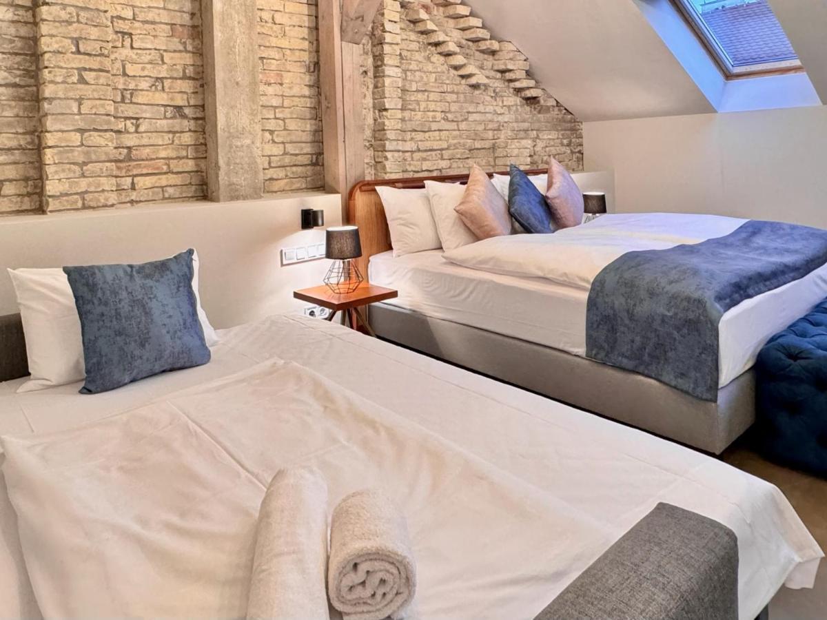 Bazaar Boutique Residence Budapest Bagian luar foto
