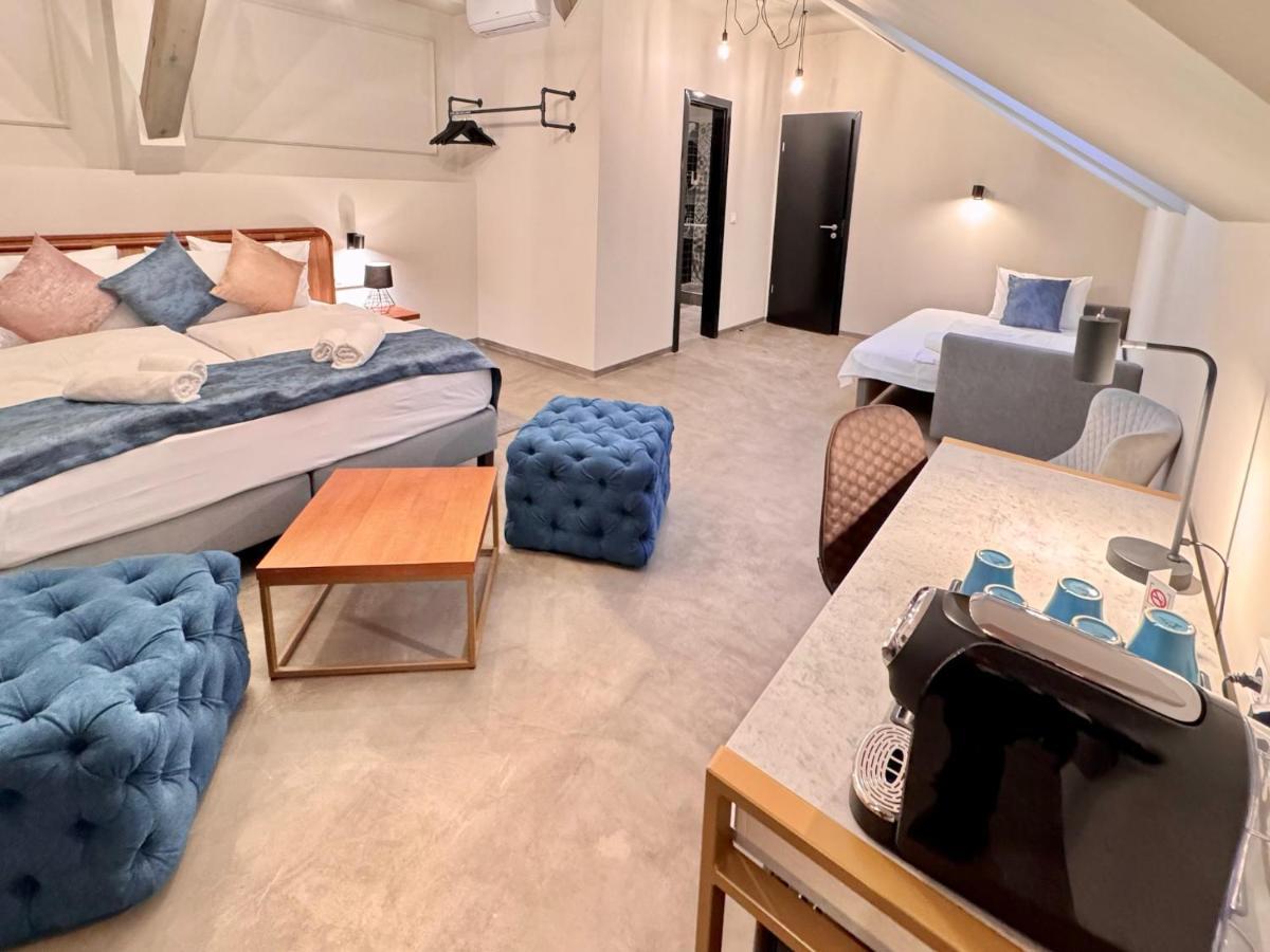Bazaar Boutique Residence Budapest Bagian luar foto