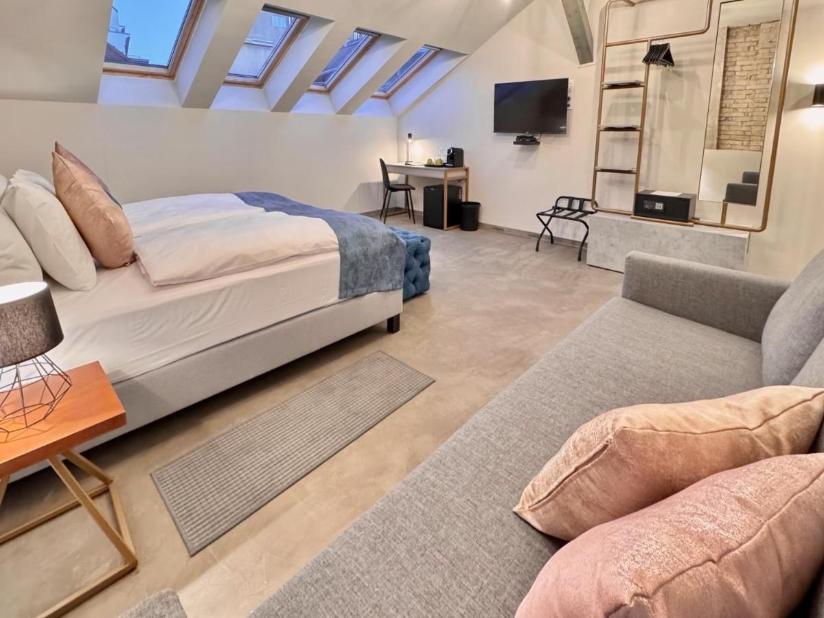 Bazaar Boutique Residence Budapest Bagian luar foto