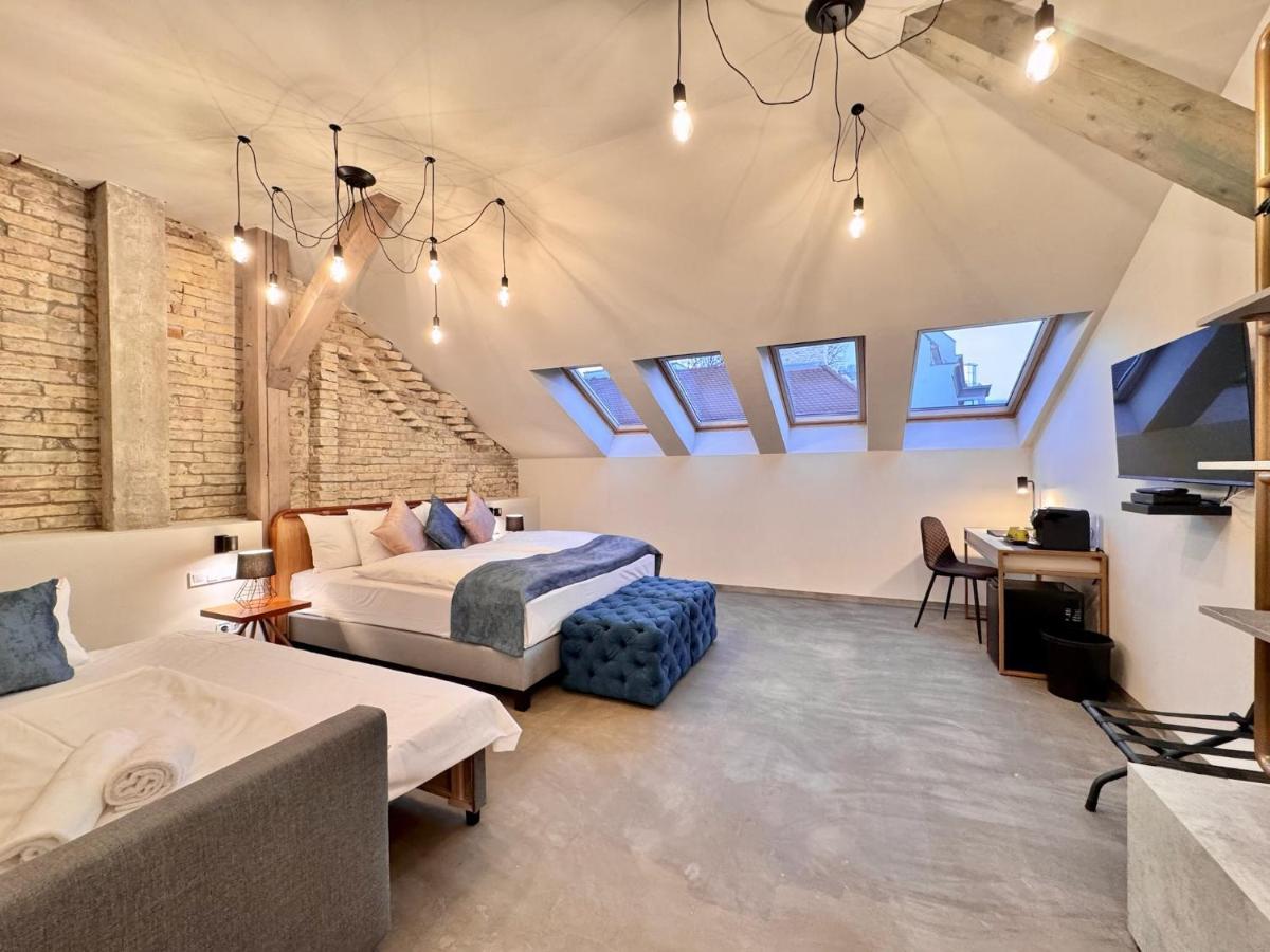 Bazaar Boutique Residence Budapest Bagian luar foto