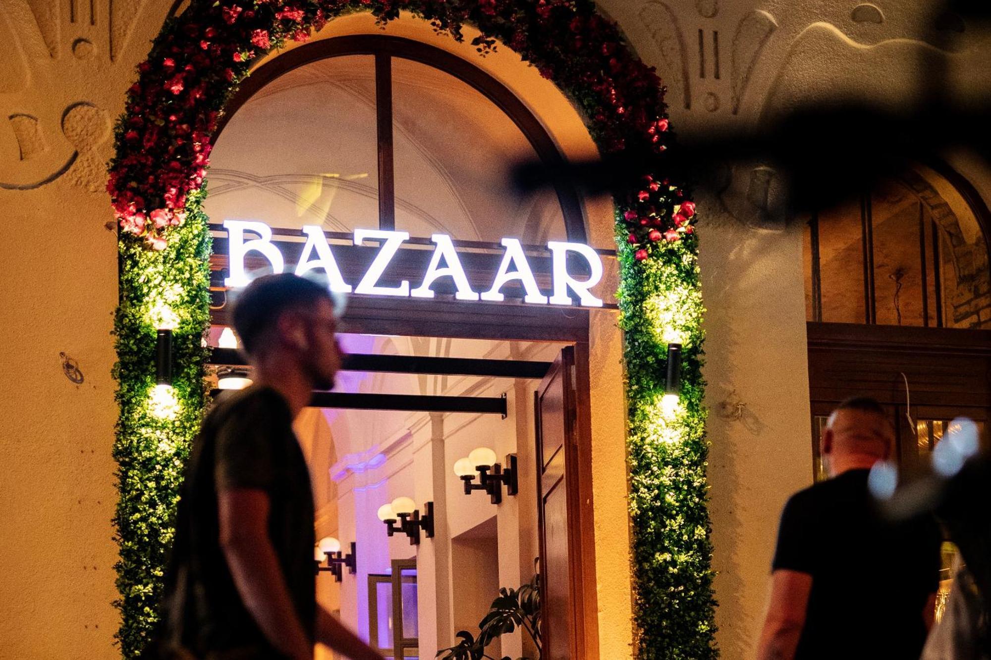 Bazaar Boutique Residence Budapest Bagian luar foto