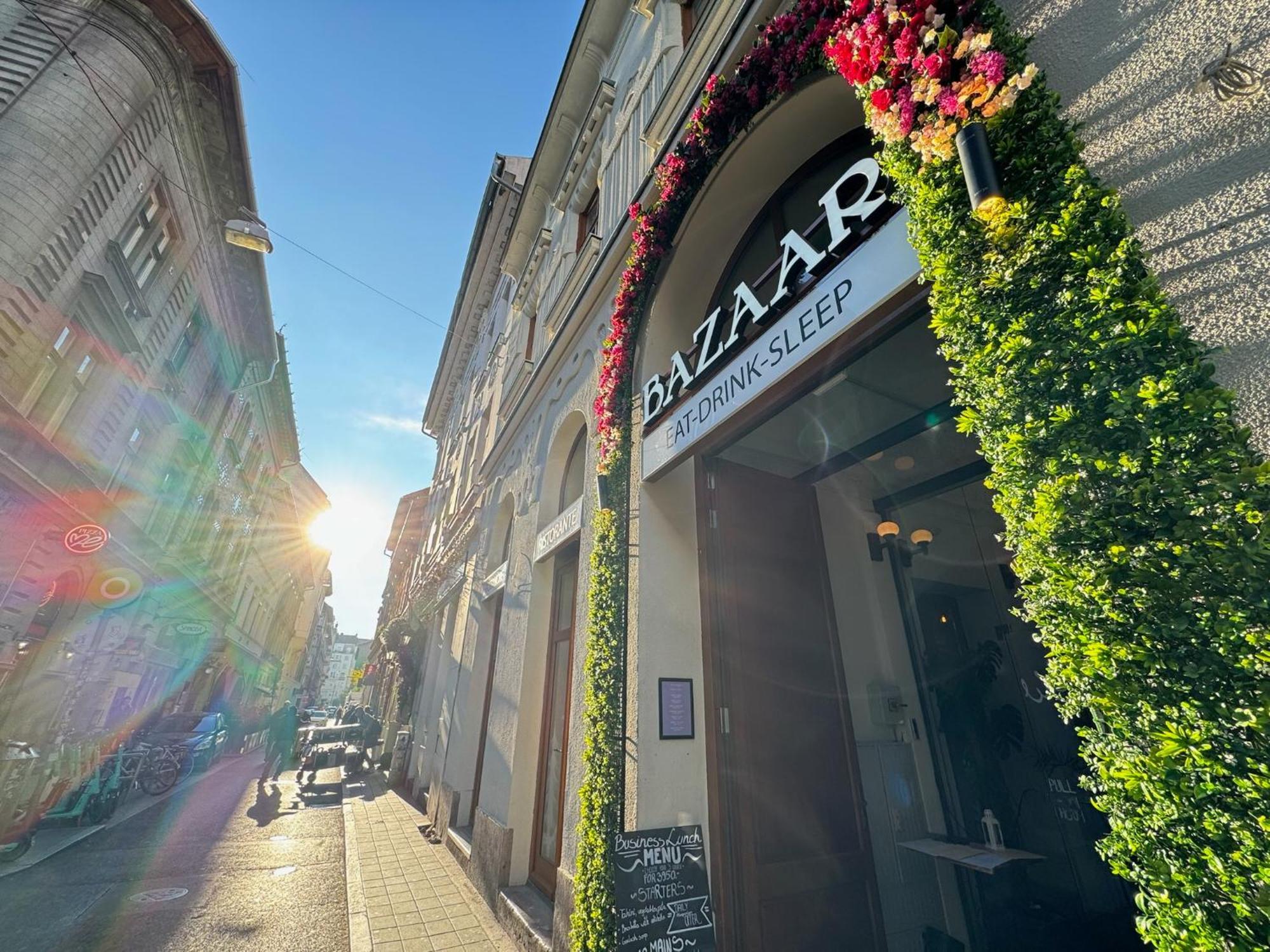 Bazaar Boutique Residence Budapest Bagian luar foto